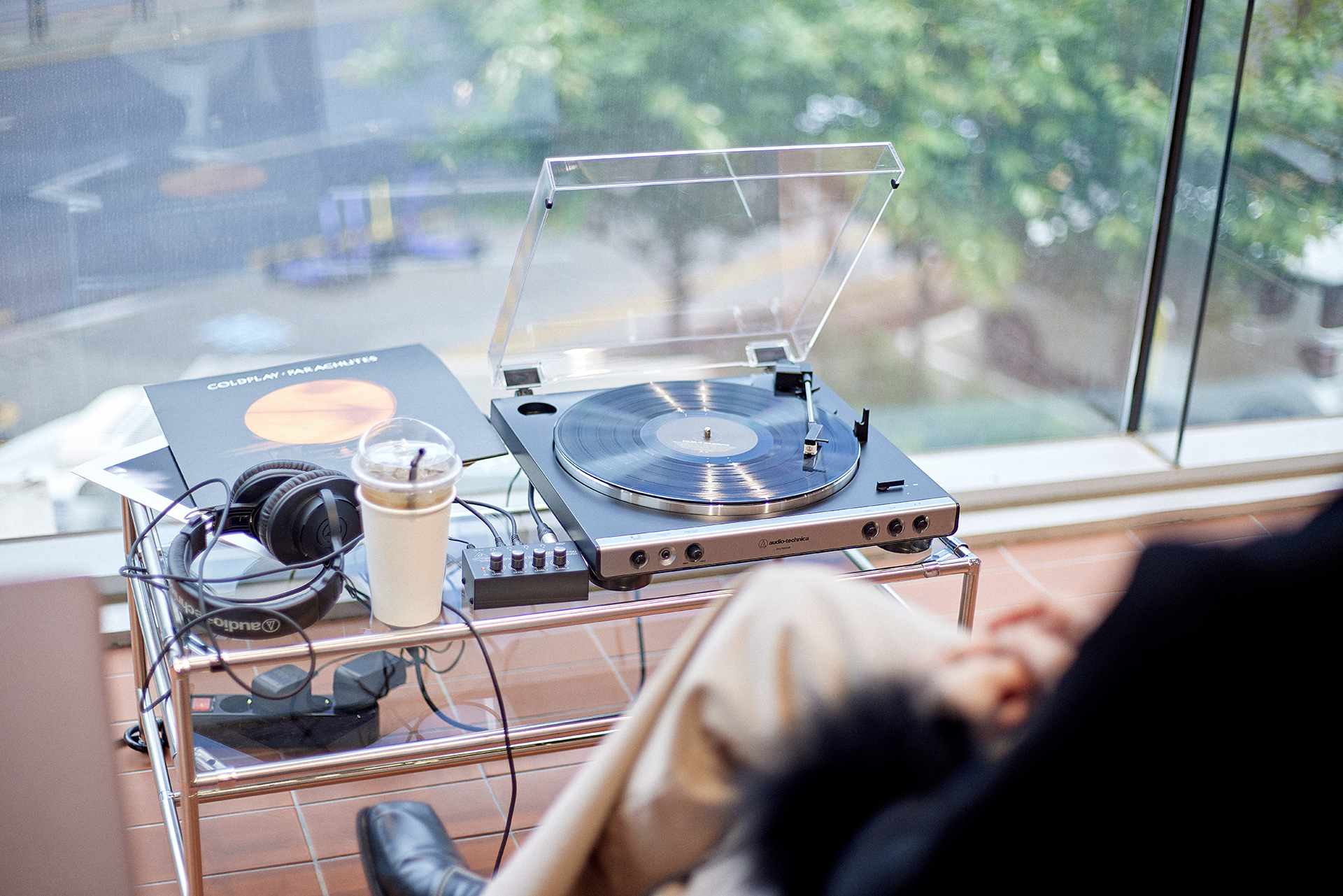 vinylclub-main-img01